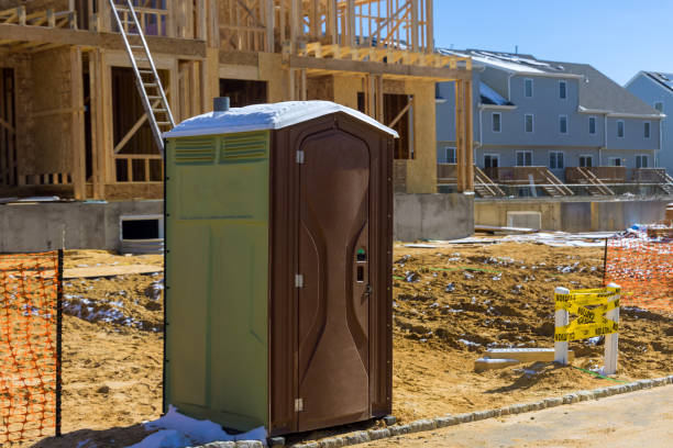 Porta potty delivery and setup in Charleroi, PA